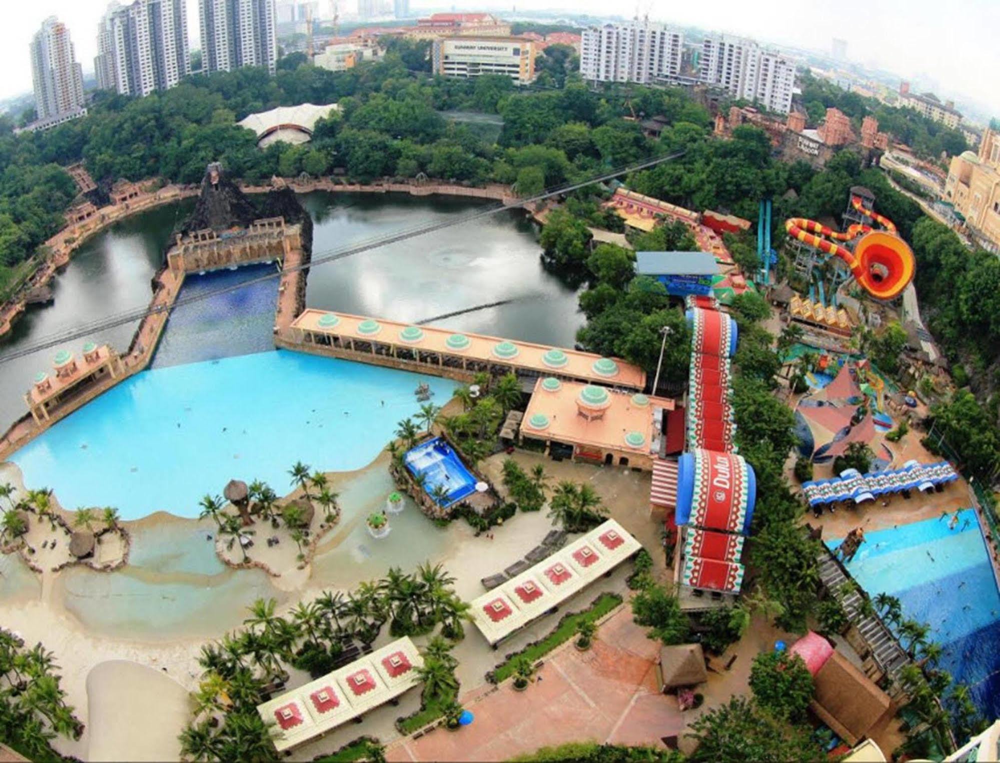 The Villas At Sunway Resort Hotel Kampong Penaga  Экстерьер фото